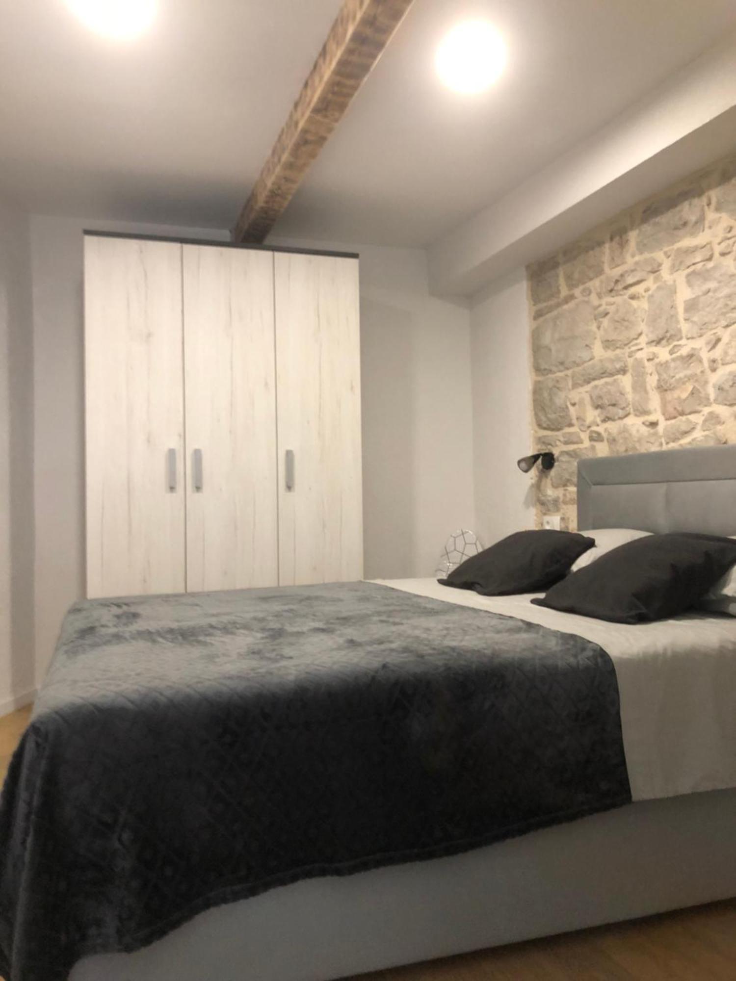 Apartman Blue Moon Split- Free Parking Exterior photo